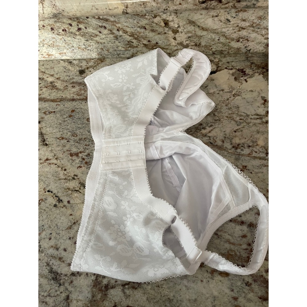 Playtex  38 DDD  Comfort Strap Full-Figure Wire-Free Bra White 4693  Used - Picture 4 of 14